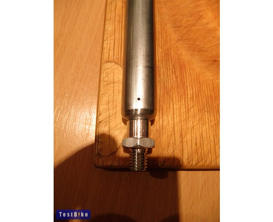 Marzocchi Dirt Jumper 1 2009, ersek k�pe els� teleszk�p