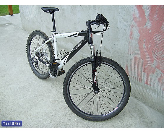 Schwinn-Csepel Magnum 2010, Kontroll k�pe mtb