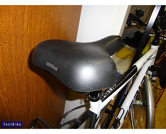 Selle Royal Rio 2011, mik19 k�pe nyereg