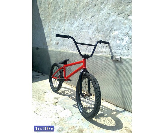 Wethepeople Trust 2010, Simple...Boy... képe BMX