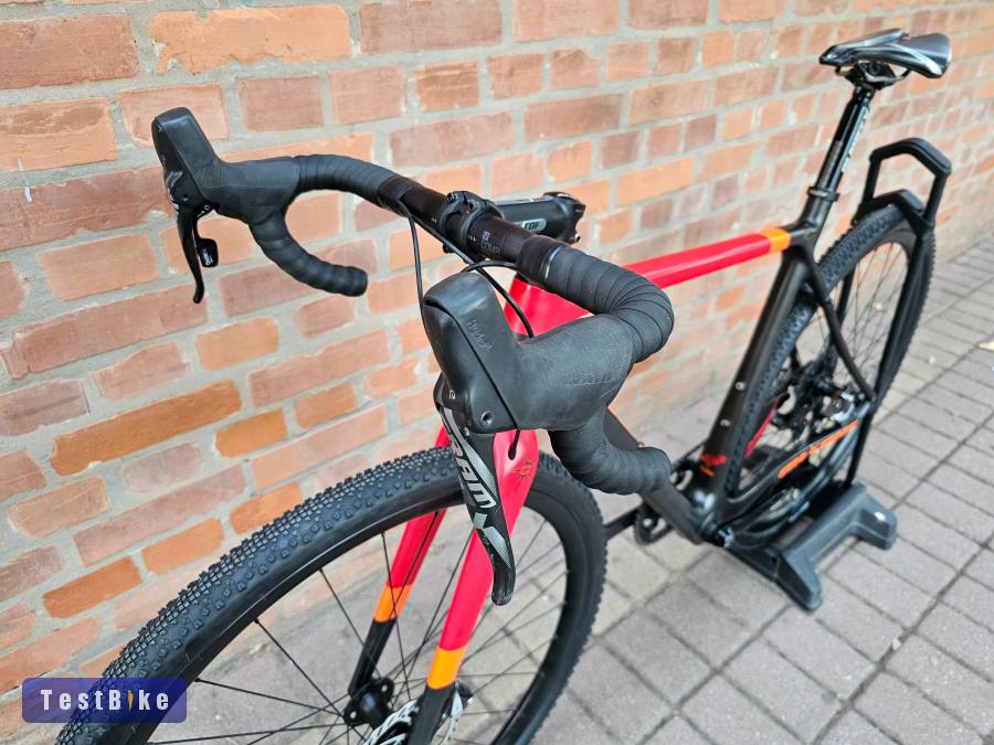 One One Space Chicken Carbon Gravel 1x11 Sram Force M