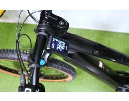  09.20ig 1,04M! Cube Stereo Carbon Bosch CX 750 Fox XT 34Kmh