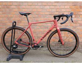  2 db Canyon Grizl CF SL 6 AXS 1x12 Carbon Gravel L és XXL e