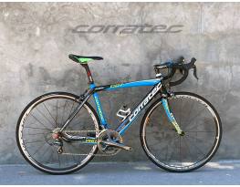  7.7 kg-os Corratec CCT karbon országúti kerékpár