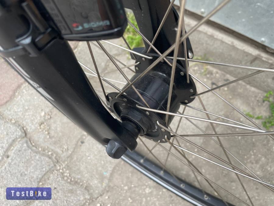  Eladó egy KTM StreetMaster trekking kerékpár 28”