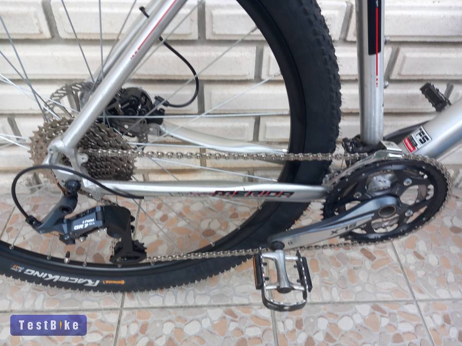  Eladó épített Merida 28" monster gravel