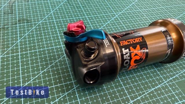  Fox Float Factory eladó