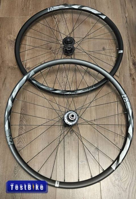 Giant XC1 27,5 Boost kerékszett XD-s, Boost
