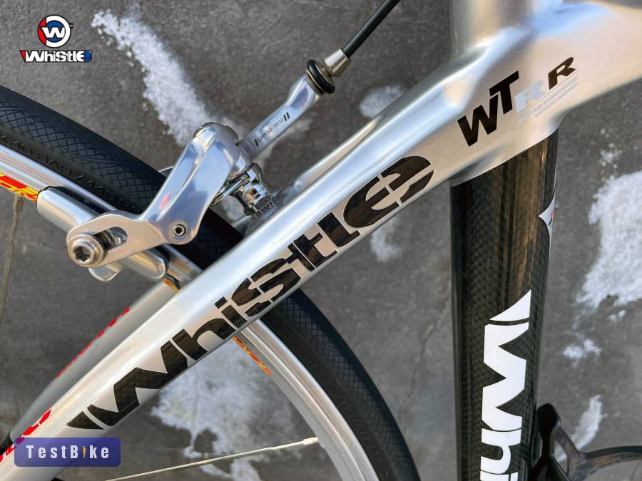  Igazi kincs, új állapotban: Olasz Whistle karbon országúti