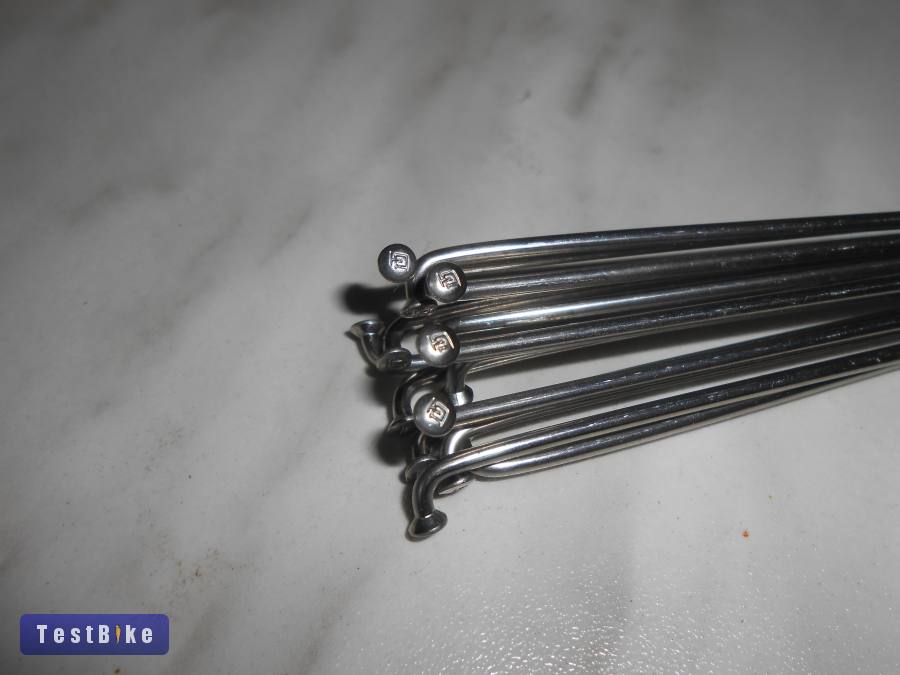  Küllő, küllőanya, DT Swiss Competition, 2 X 14 db.