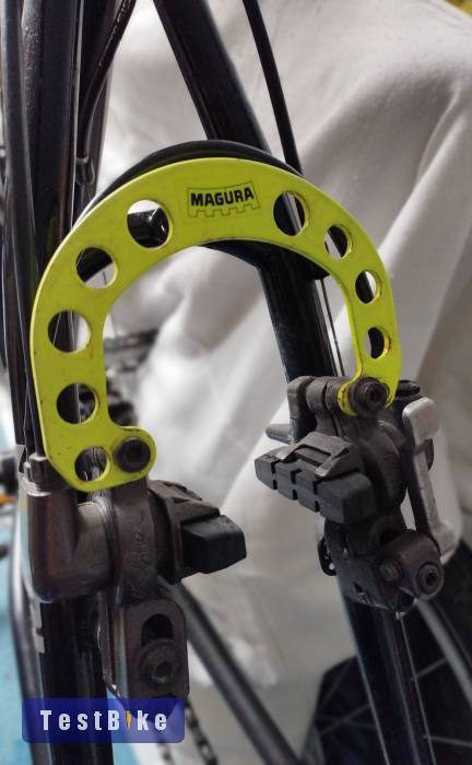  Magura HS22 komplett fékrendszer, első-hátsó, fékkarokkal, 