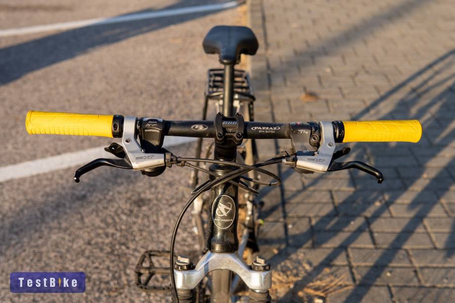 Merida Matts Special Edition – 18" / 46 cm – 26" – V-fék