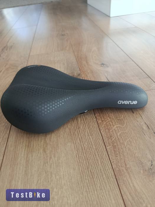  Selle Royal Avenue nyereg. Új Nagyon puha gél van benne!