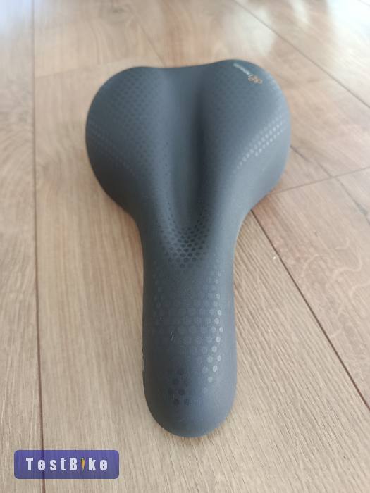  Selle Royal Avenue nyereg. Új Nagyon puha gél van benne!