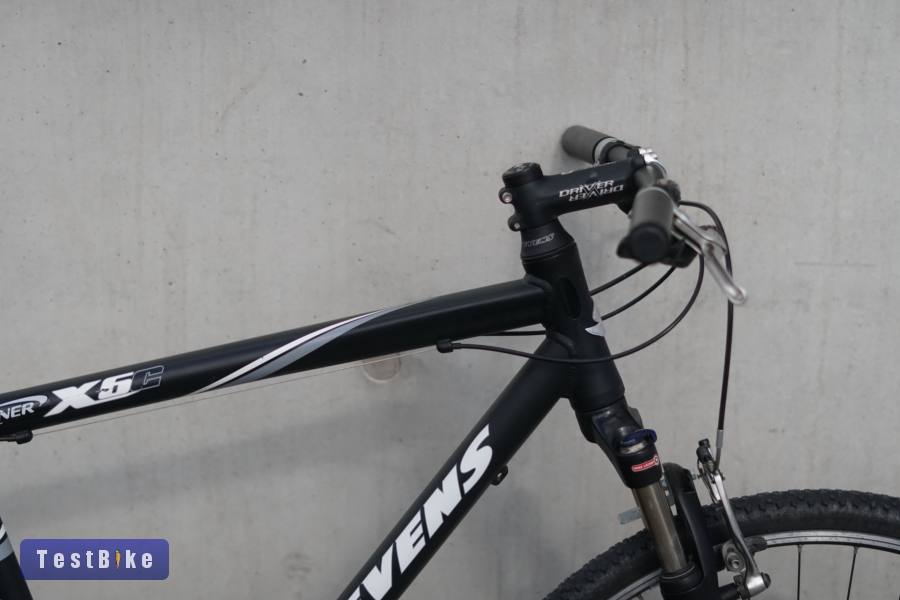  Stevens X6C cross-trekking                                 