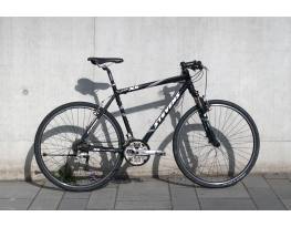  Stevens X6C cross-trekking                                 