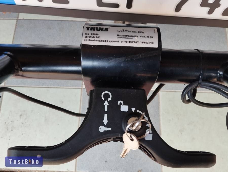 Thule Euroride 940 vonóhorogra rögzíthető kerékpártartó 