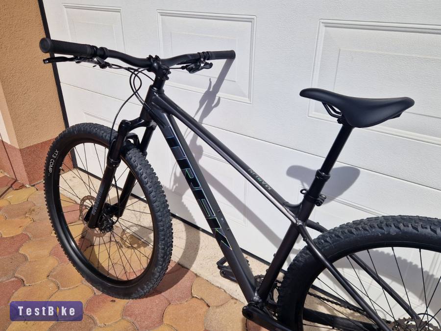  TREK Marlin 6 - Gen 3 (2023)