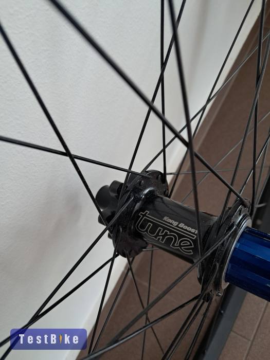 Tune King kong 29" Boost trail kerék kerékszett könnyű
