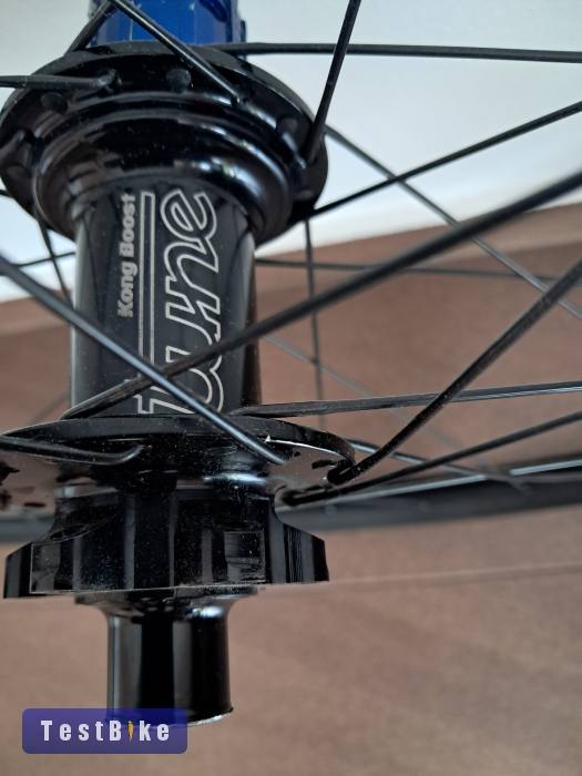 Tune King kong 29" Boost trail kerék kerékszett könnyű