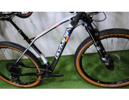 02.08ig 599e! Csúcs Olympia F1 Carbon 29 FOX SC REM GX-12 R1