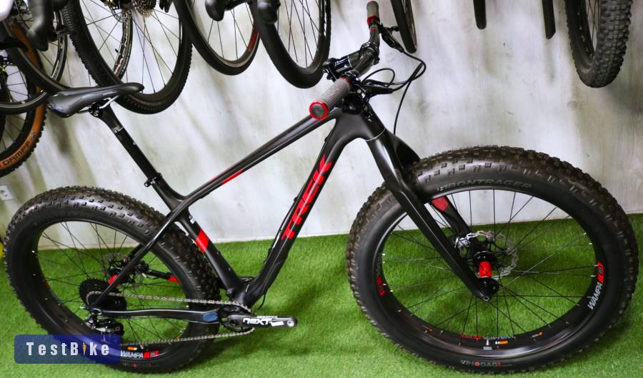 04.05ig 749e! 0km Full csúcs Trek Farley Carbon Fatbike XXX