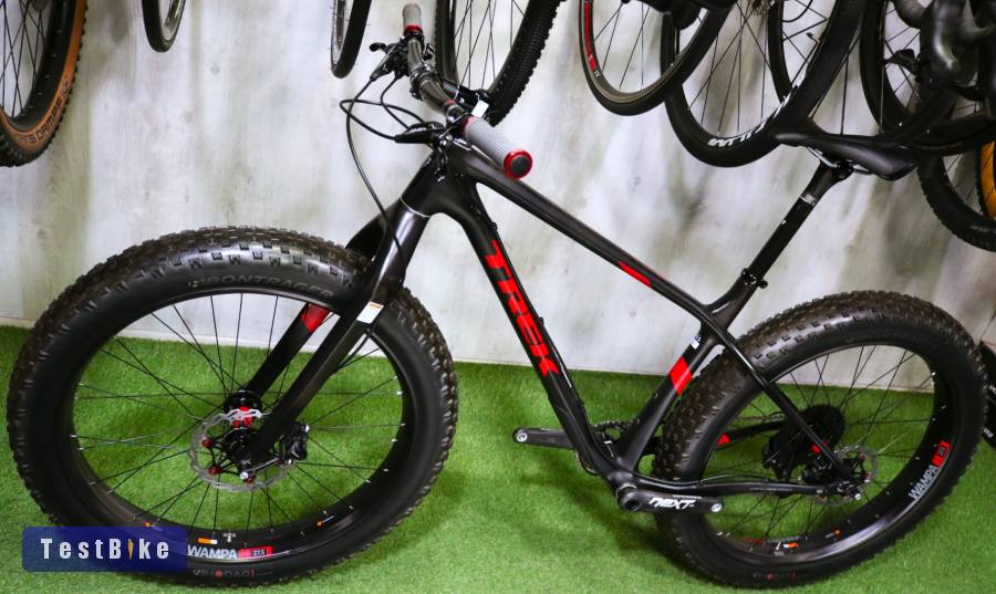 04.05ig 749e! 0km Full csúcs Trek Farley Carbon Fatbike XXX
