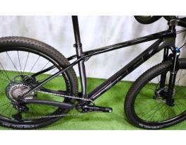 04.01ig 1M! 0km új top Trek Procaliber Carbon 29 FOX XT-12s