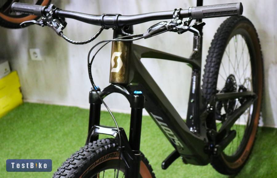 04.05ig 1,22M! 17,5kg-os Scott Lumen Carbon 29 TQ FOX AXS-12