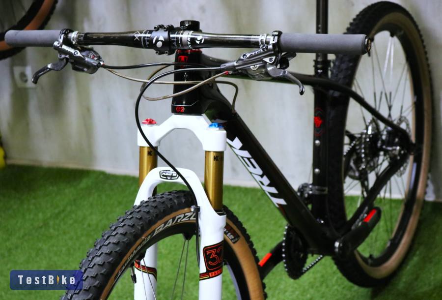 06.13ig 540e! Csúcs Trek Powerfly SL 29 Factory Kashima XTR
