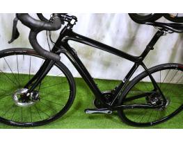 04.22ig 975e! 52 Trek Domane Carbok Dura Di2 IsoSpeed Disc országúti