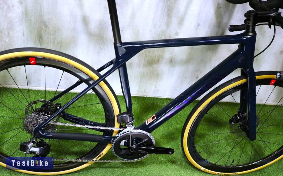 04.29ig 738e! SM Canyon Endurance CF Carbon Disc AXS 2x12 FU