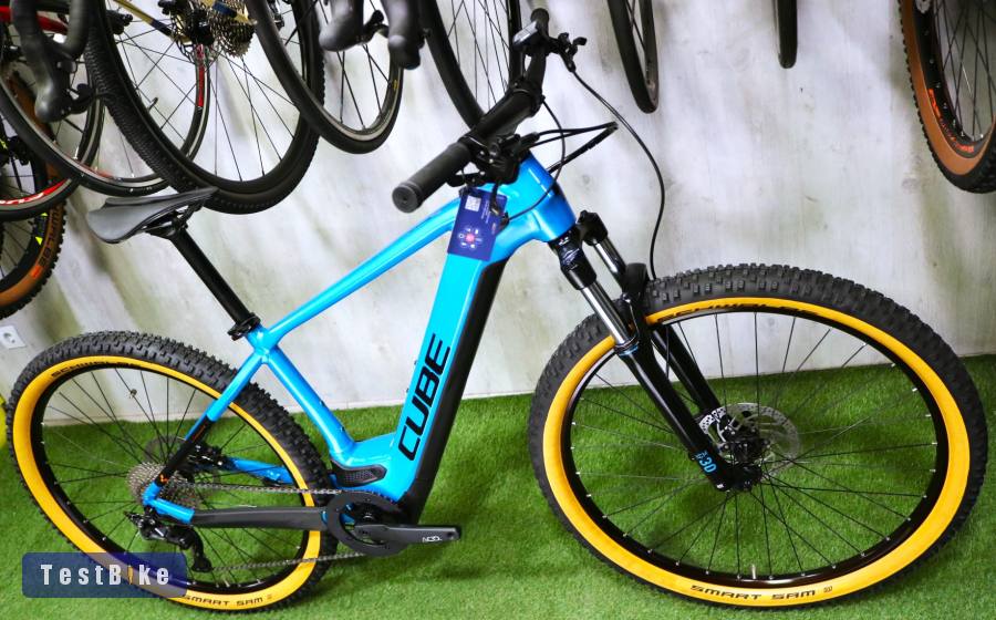 05.03ig 649e! Újszerű CUBE REACTION HYBRID PRO 625 CX 85Nm