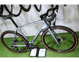 05.14ig 1,29M! 0km 2025 Bianchi Impulso Pro 2x12 Carbon keré