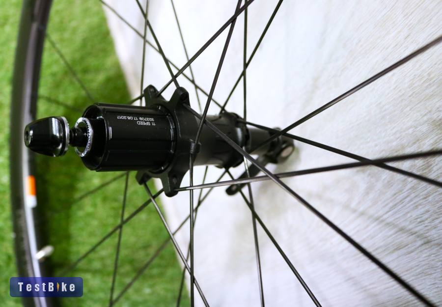 05.10ig 279e! 0km új csúcs Bontrager Aeolus Pro 3 Carbon TLR
