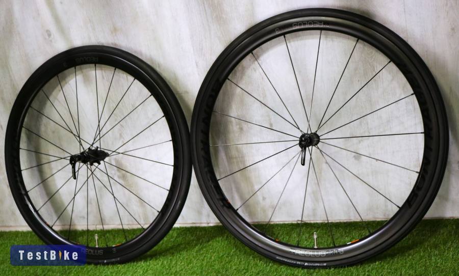 05.10ig 279e! 0km új csúcs Bontrager Aeolus Pro 3 Carbon TLR