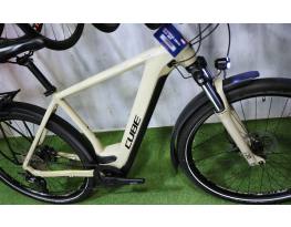 FOGLALVA! Újszerű 52/M-es Cube Nuride Pro Bosch CX 85Nm