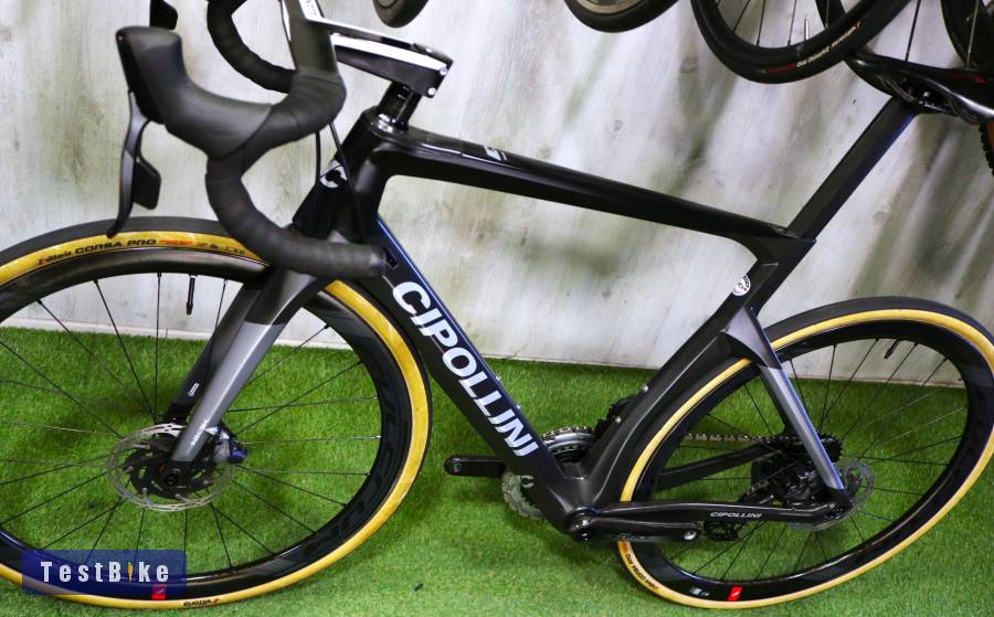 05.14ig 1,35M! Csúcs Cipollini NK1K Carbon Force AXS HRD 24s