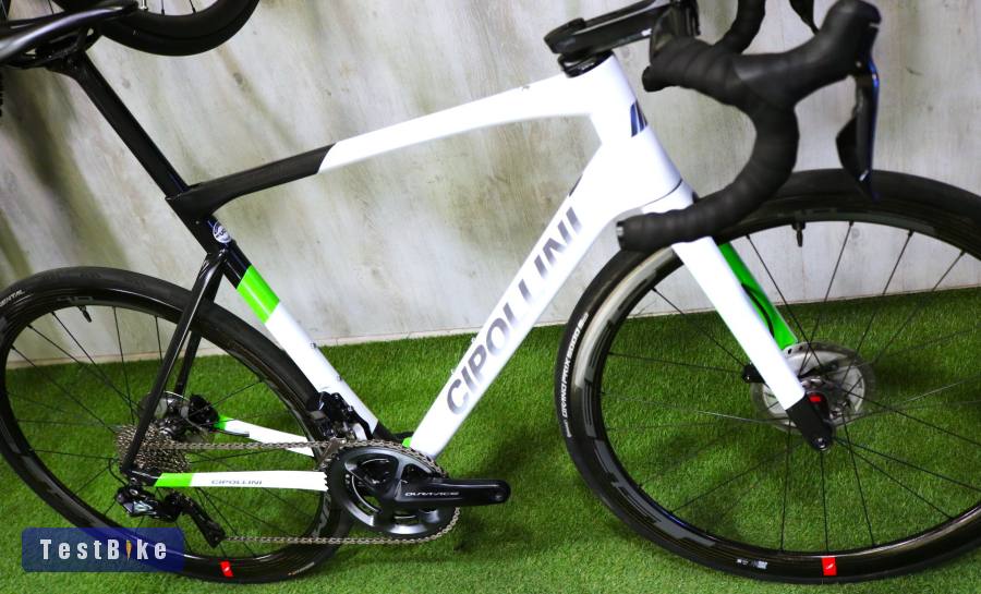 05.14ig 1,38M! Csúcs CIPOLLINI DOLOMIA DISC DURA ACE Di2 7kg