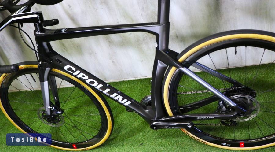 05.14ig 1,48M! Csúcs CIPOLLINI NK1K CARBON FORCE AXS HRD 24s