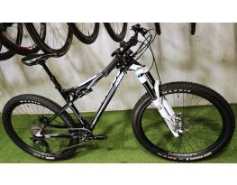 05.20ig 450e! Újszerű M-es KTM Lycan Carbon Fully 130mm