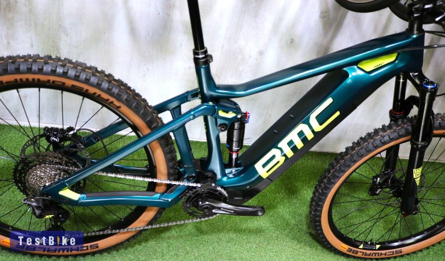05.17ig 775e! Újsz Top BMC Full Carbon e-Fully Air 4d 32km/h