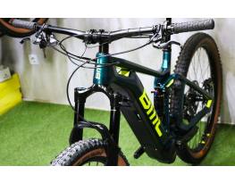 05.17ig 775e! Újsz Top BMC Full Carbon e-Fully Air 4d 32km/h