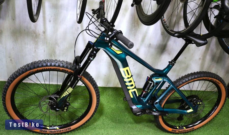 05.31ig 775e! Újsz Top BMC Full Carbon e-Fully Air 4d 32km/h