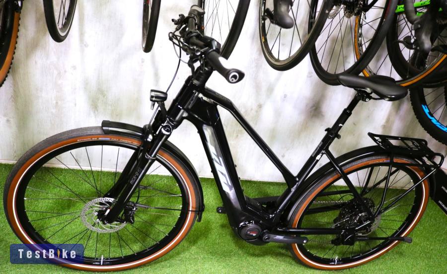 05.31ig 955e! Új 0km KTM MACINA BOSCH CX SMART 750Wh AIR 4du