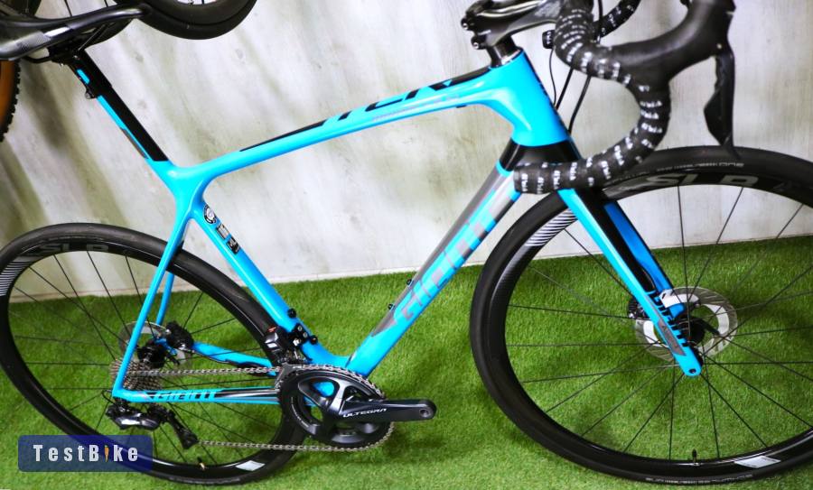 06.07ig 779e! Újsz 56 GIANT ADVANCED SL CARBON DISC ULT Di2