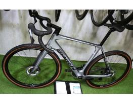 06.18ig 1,05M! 0km 2025 Bianchi Impulso Pro 2x12 Carbon keré