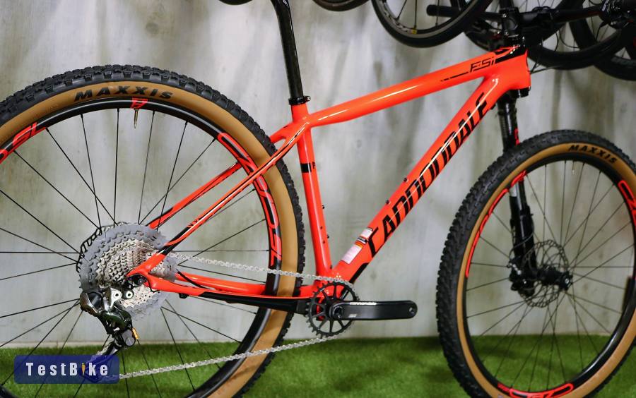 ELKELT! 29/M csúcs Cannondale FSI Carbon Lefty XTR Di2