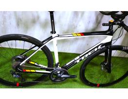 07.19ig 599e! Komfortos Trek Domane Carbon Disc Ultegra Isos