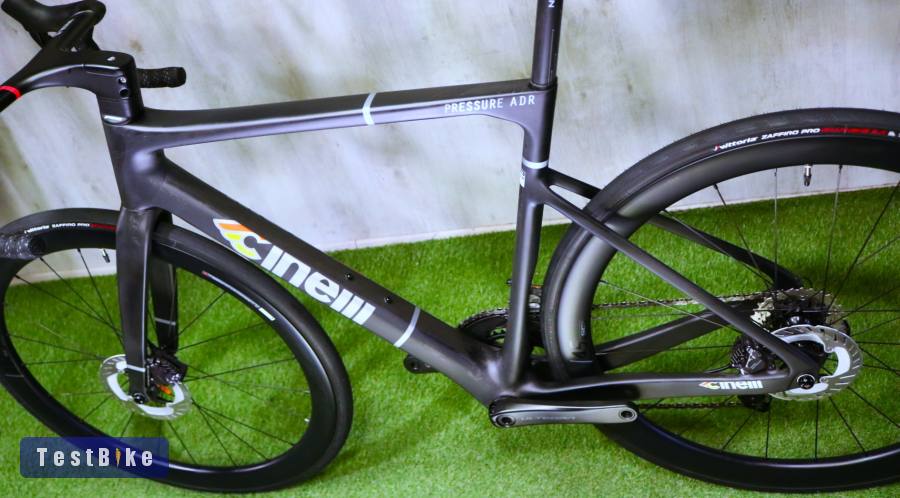 07.12ig 1,55M! Limitált 0km csúcs CINELLI PRESSURE ADR Di2